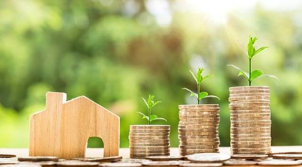 Décider entre un crédit immobilier à taux fixe et un crédit immobilier à taux variable en France