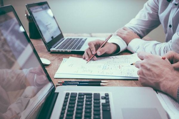 Comment faire estimer son appartement par des agences et des sites spécialisés?
